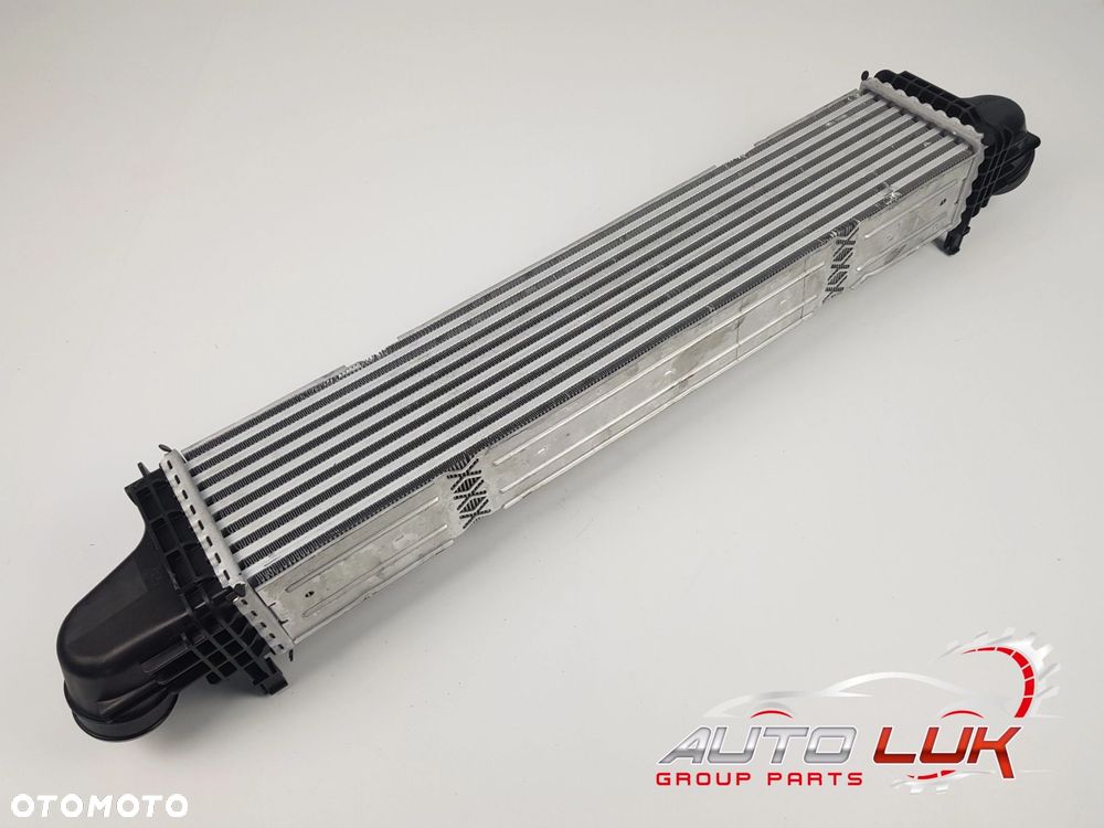 NOWA Chłodnica powietrza Intercooler Mercedes w221 2.2D 3.0D CI 145 000P - 1
