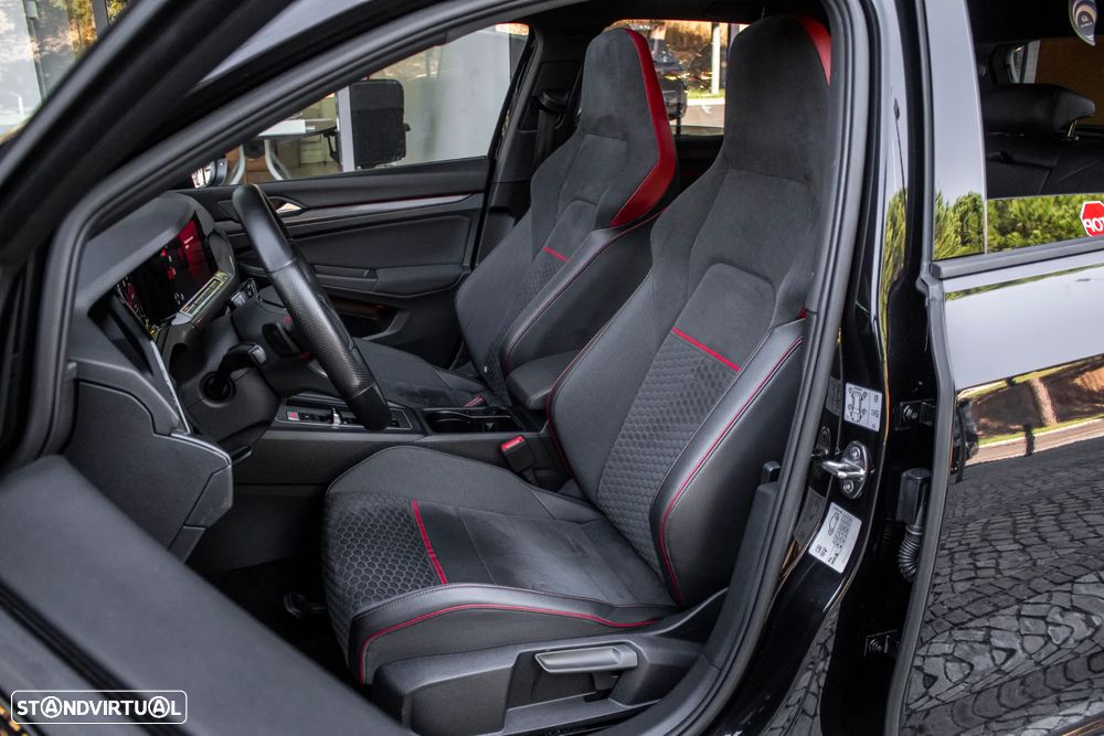 VW Golf 2.0 TSI GTI Clubsport DSG - 28