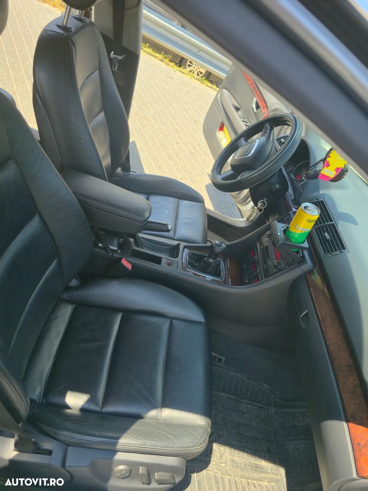 Audi A4 Limuzina 2.0 TDI - 6