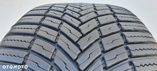1x opona całoroczna 235/40/18 Bridgestone WeatherControl A005 evo XL