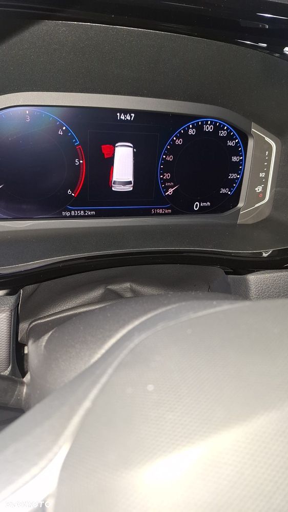 Volkswagen Multivan - 10