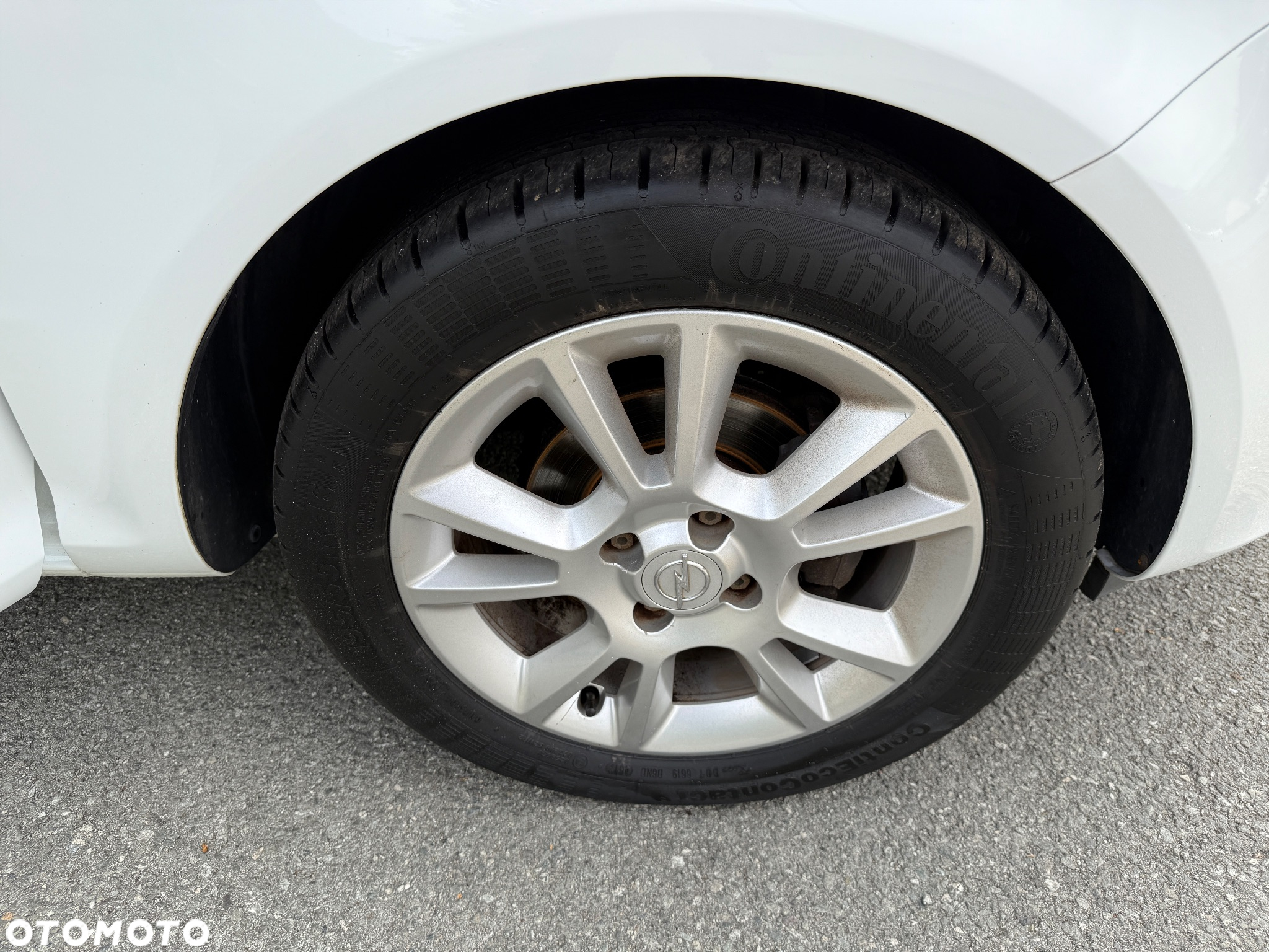 Opel Corsa 1.4 16V Active - 31