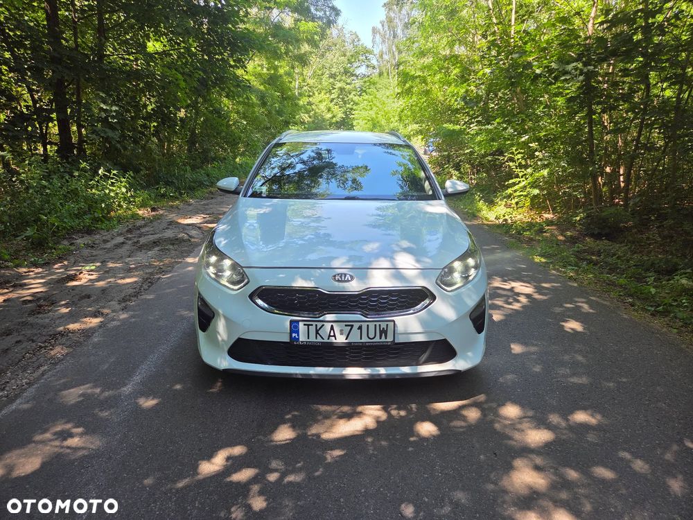 Kia Ceed 1.6 CRDi mHEV L Business Line DCT - 2