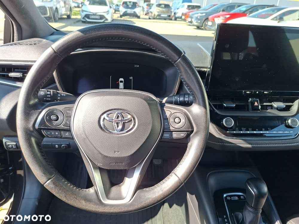Toyota Corolla 1.8 Hybrid Comfort - 17