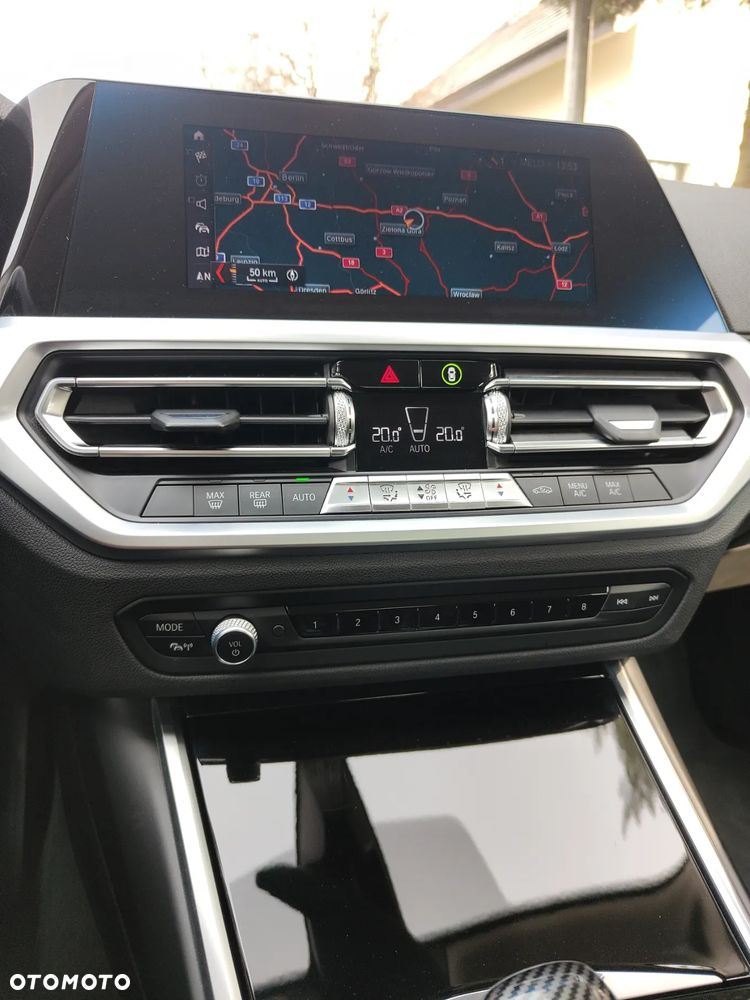 BMW Seria 3 318d Business Edition - 34