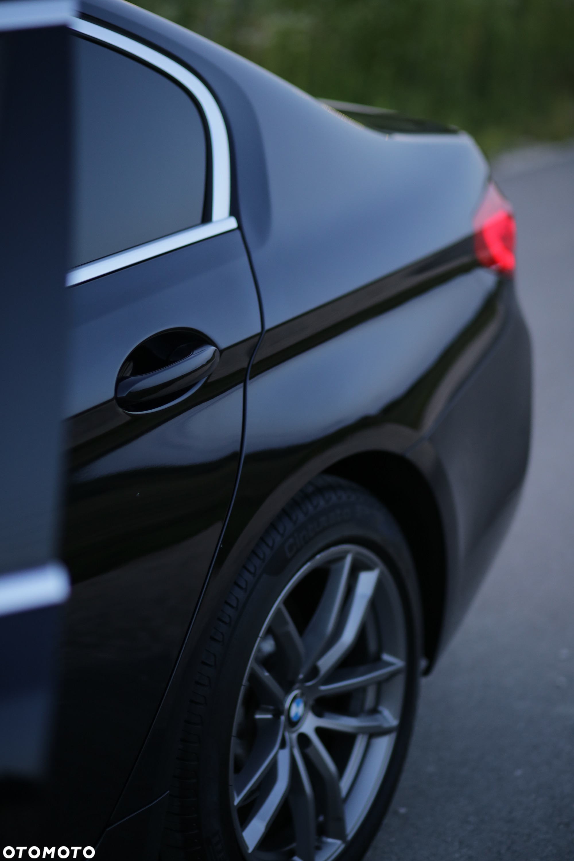 BMW Seria 5 520d xDrive M Sport sport - 12