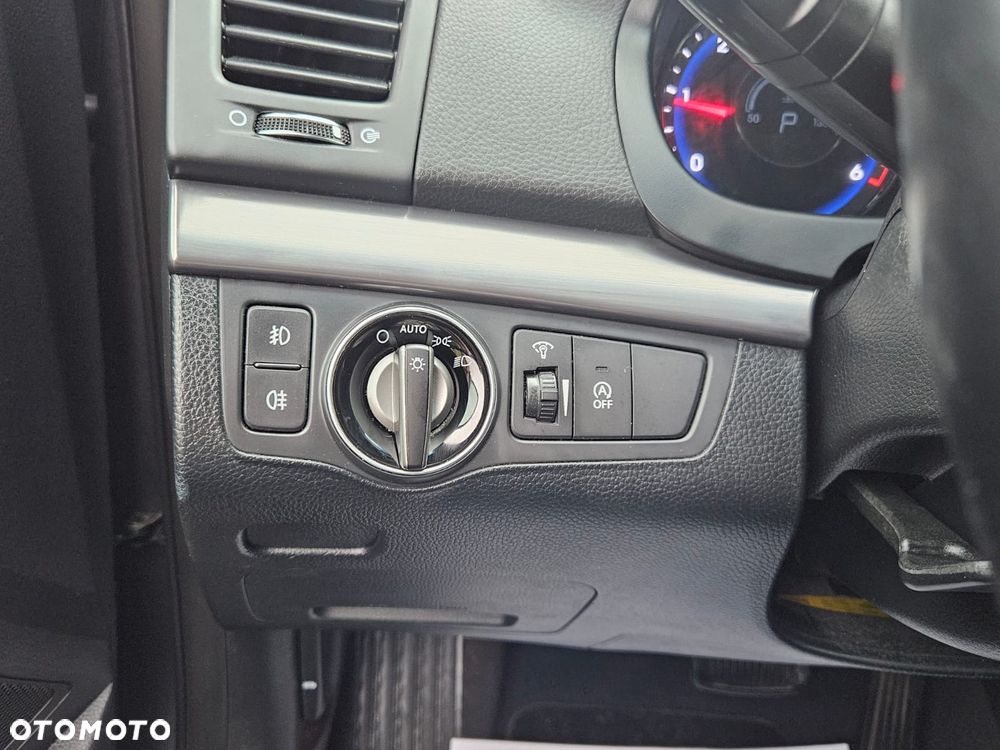 Hyundai i40 Kombi 1.7 CRDi DCT Trend - 26