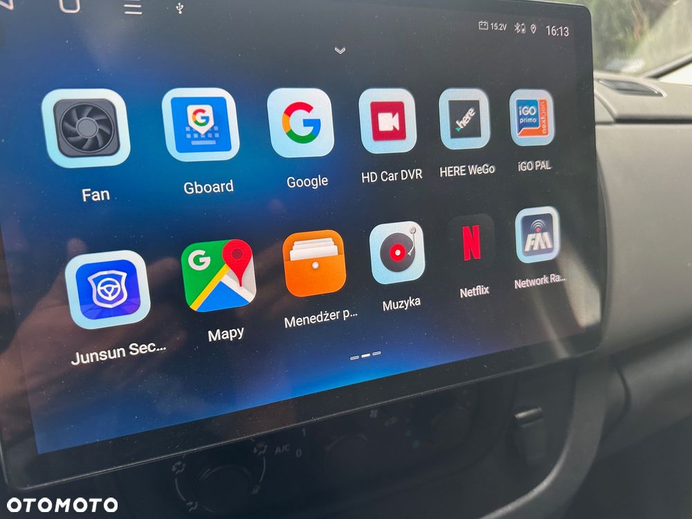 Renault Trafic Grand 1.6 dCi - 4