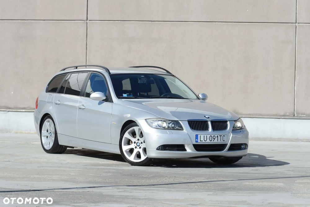 BMW Seria 3 320d Touring - 6