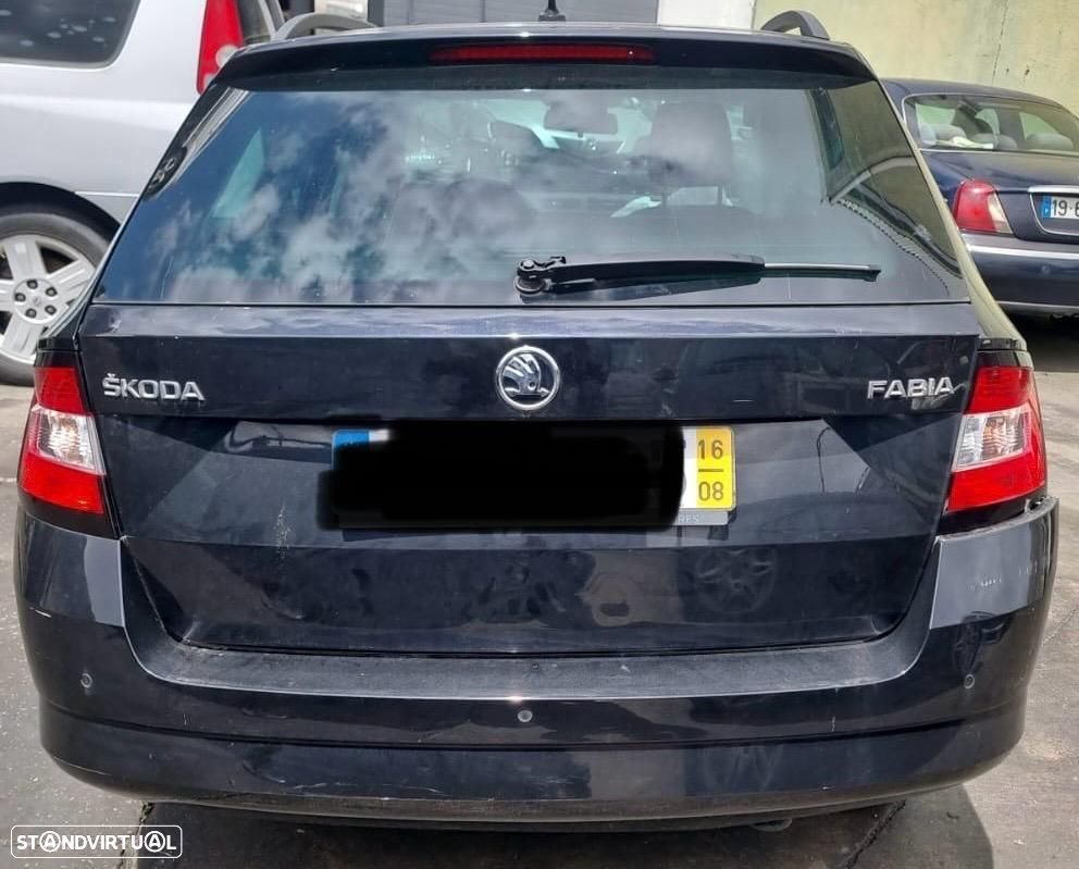 Carro para peças SKODA FABIA III (NJ3) 1.2 TSI de 2016 disponível para peças - 2