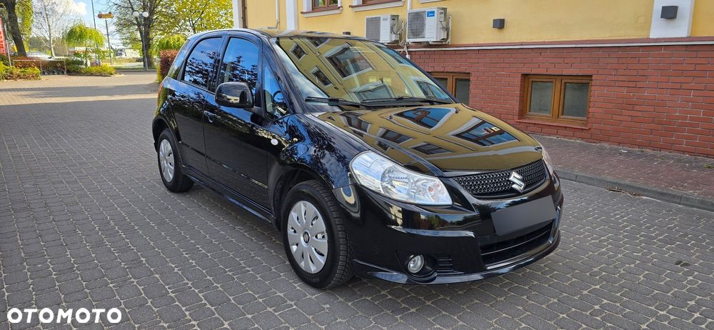 Suzuki SX4 1.6 Premium - 1