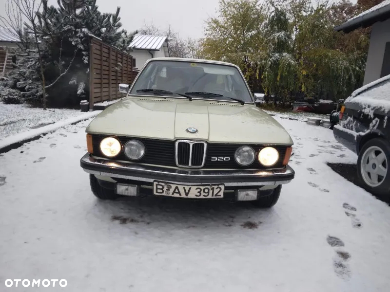 BMW Seria 3 320 - 5