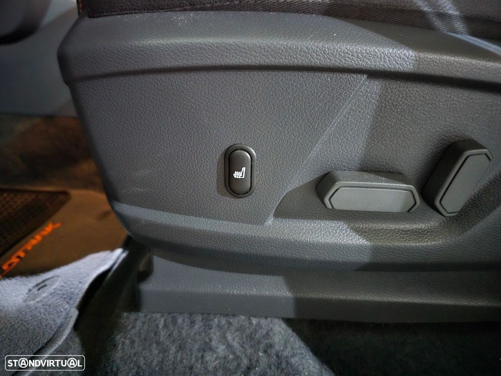 Ford Ranger 3.2 TDCi CD Wildtrak 4WD Aut. — fotografia 22