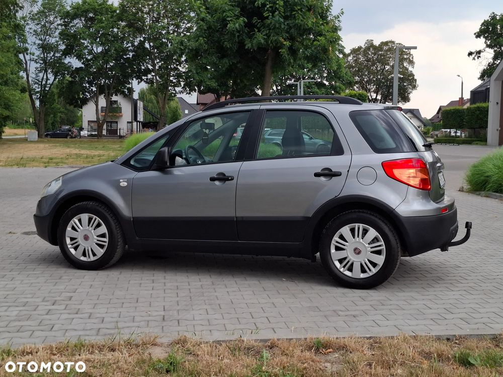Fiat Sedici 1.6 16V 4x2 Emotion - 5