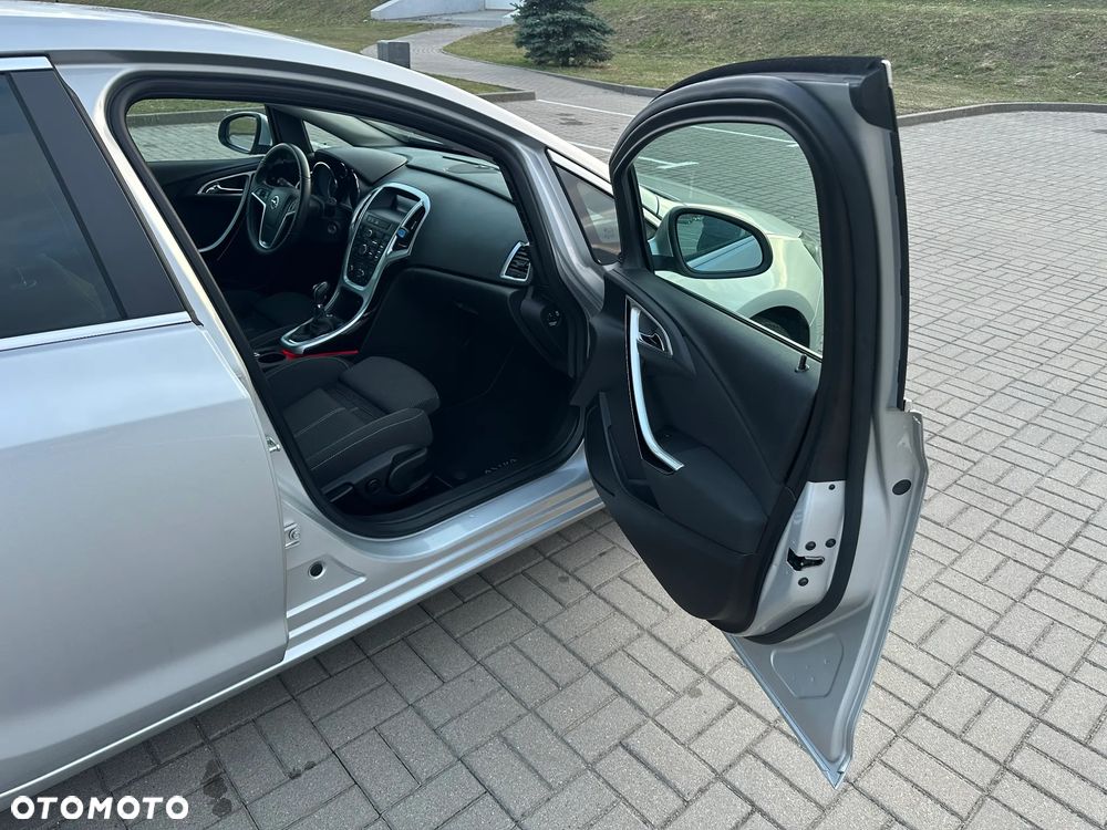 Opel Astra 1.4 Turbo - 24