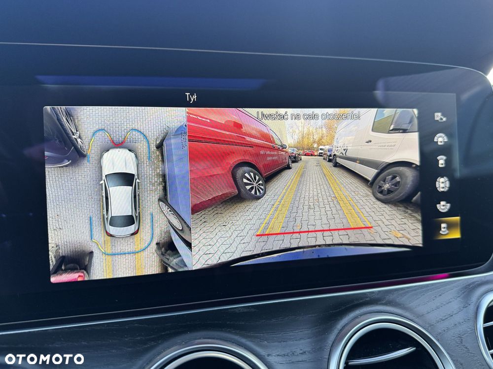 Mercedes-Benz Klasa E 220 d 4-Matic AMG - 35