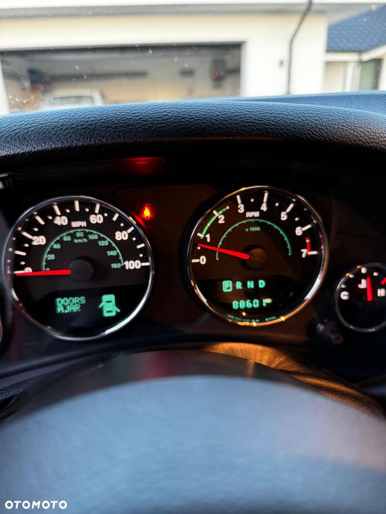 Jeep Wrangler 3.6 Unlim Sahara - 11