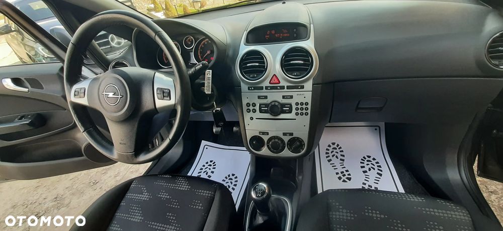 Opel Corsa - 24