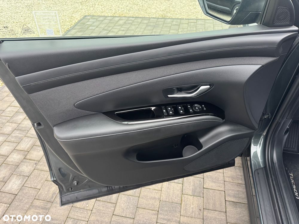 Hyundai Tucson 1.6 T-GDi HEV Smart 2WD - 13