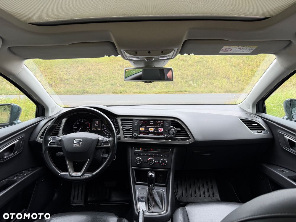 Seat Leon 2.0 TDI Xcellence S&S DSG - 32