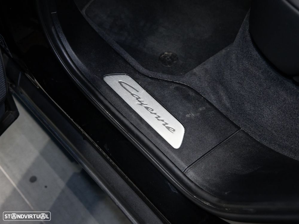 Porsche Cayenne S E-Hybrid - 28