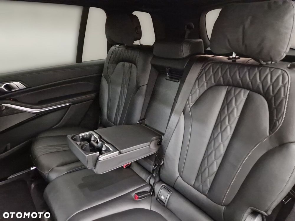 BMW X7 - 20