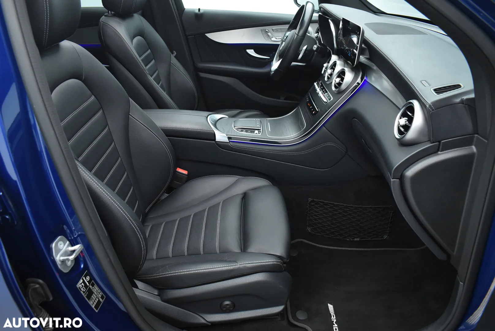 Mercedes-Benz GLC 300 4MATIC MHEV - 11