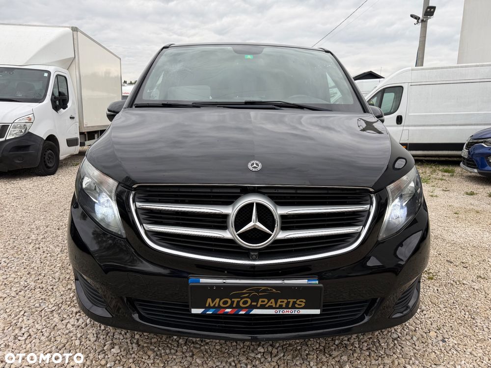 Mercedes-Benz Klasa V - 2