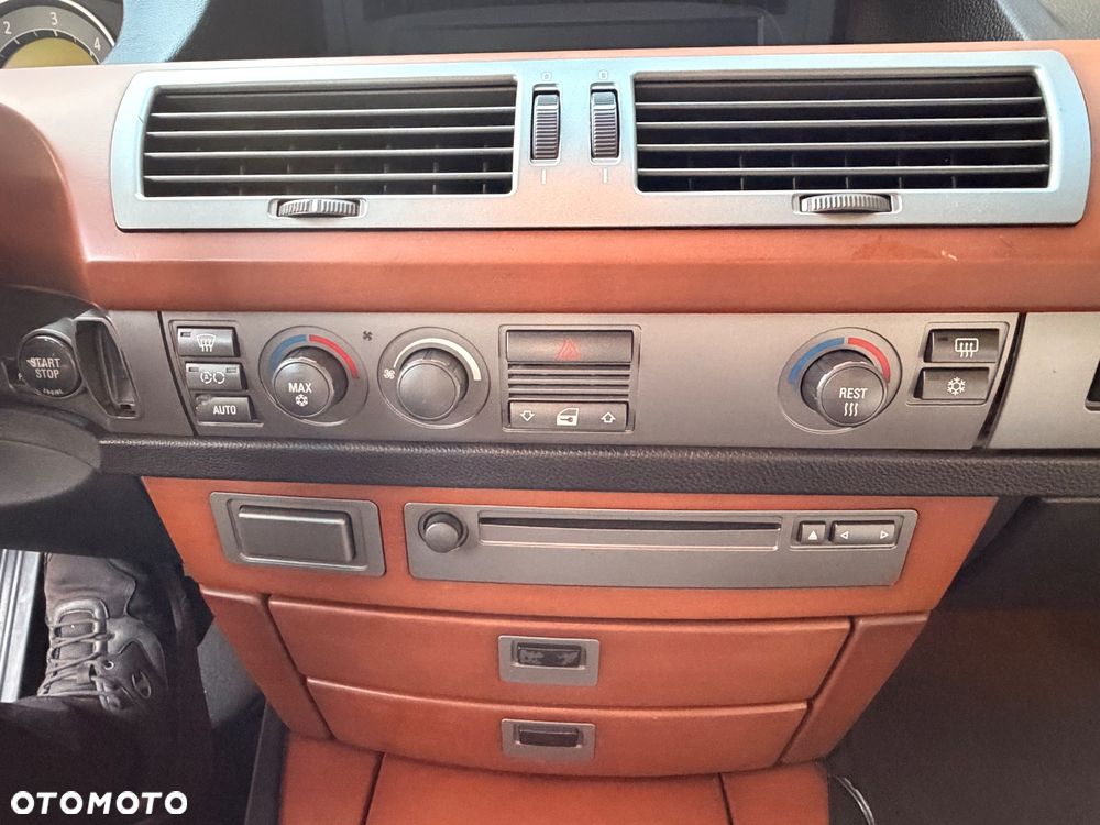 BMW Seria 7 730d - 8