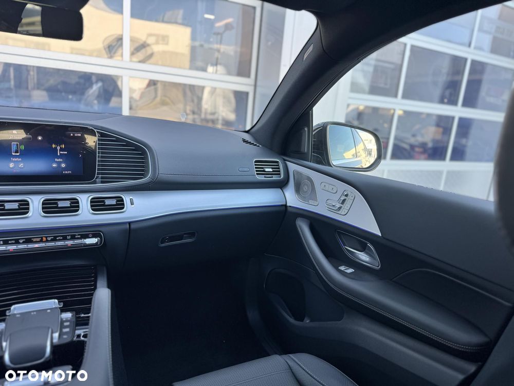 Mercedes-Benz GLE 300 d 4Matic 9G-TRONIC AMG Line Advanced Plus - 16
