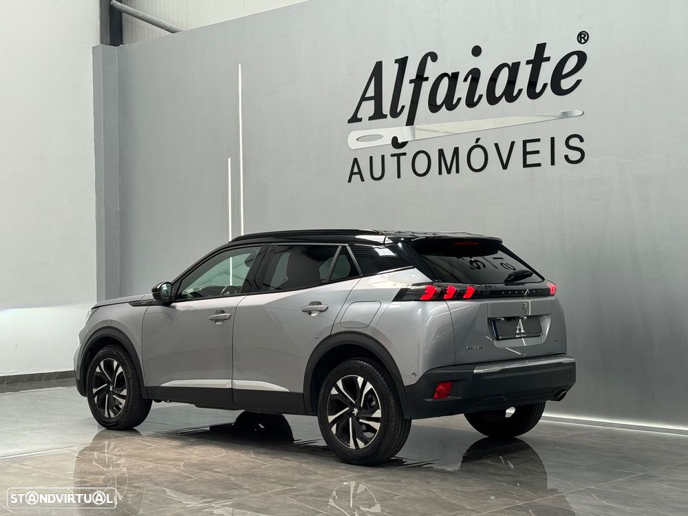 Peugeot 2008 1.5 BlueHDi GT - 4