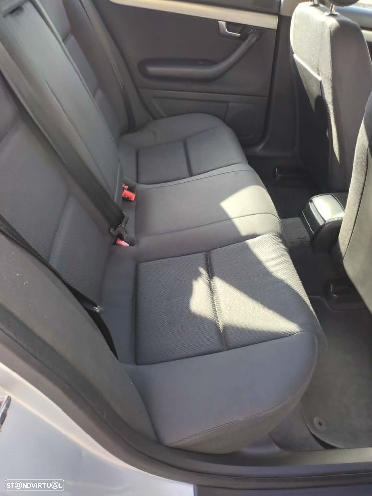 Audi A4 1.9 TDI m6 S-Line - 10