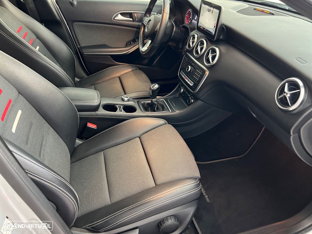 Mercedes-Benz A 180 d Style - 37