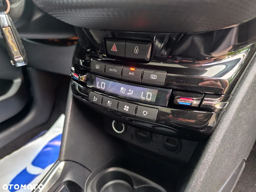 Peugeot 2008 120 VTI Business-Line - 32