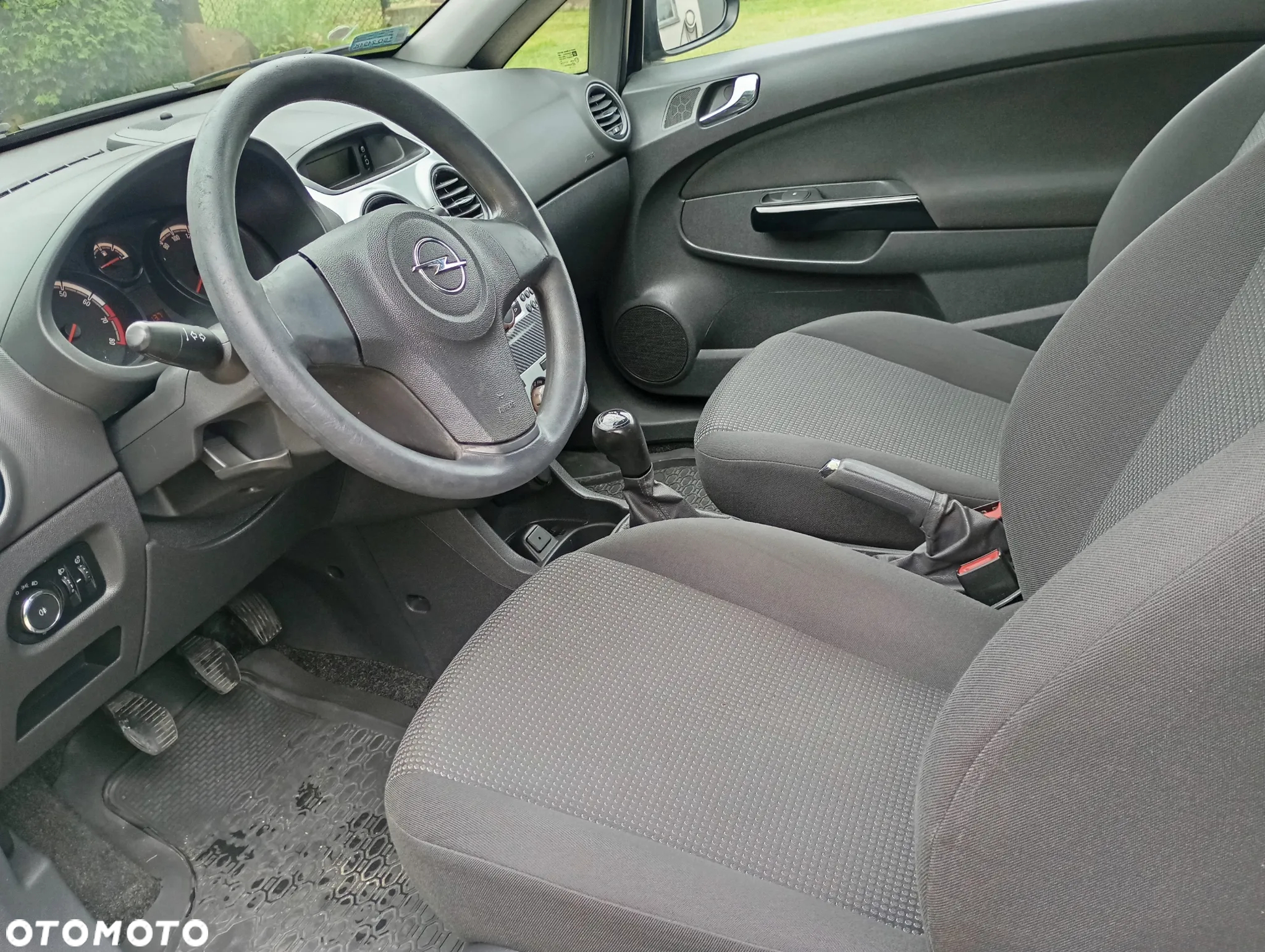 Opel Corsa 1.2 16V Edition 150 - 11