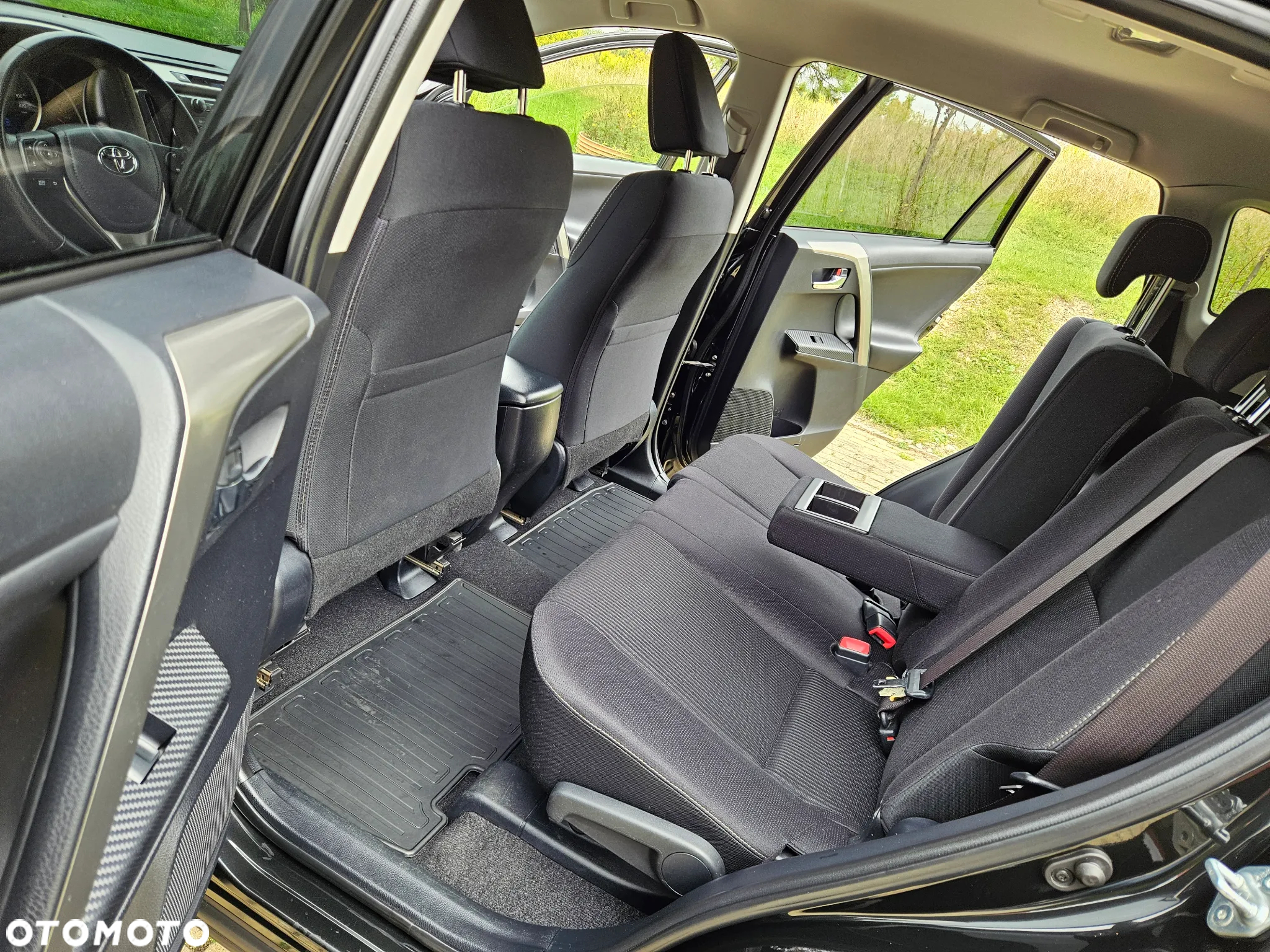 Toyota RAV4 2.0 D-4D Premium 4x2 - 24