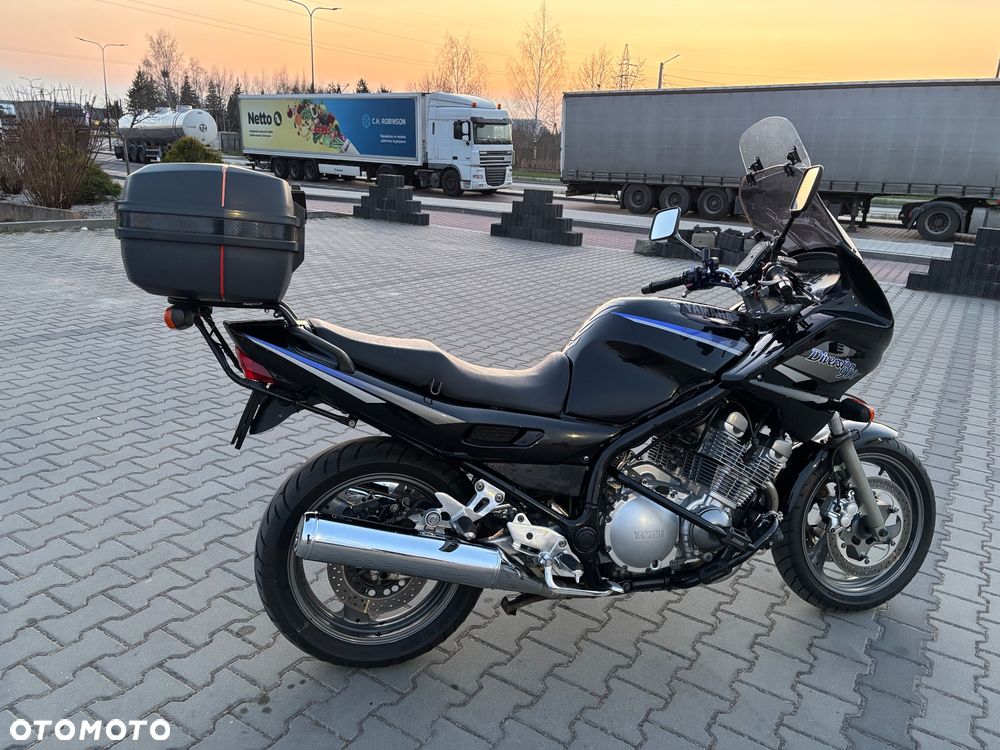 Yamaha XJ - 27