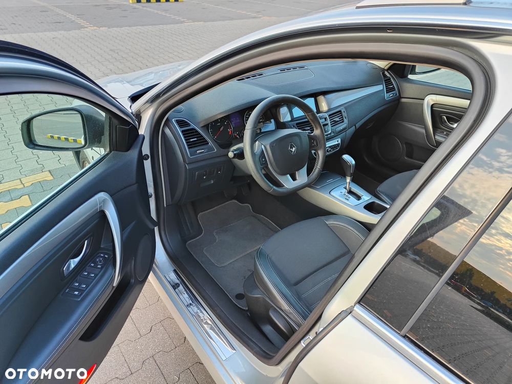 Renault Laguna Grandtour dCi 175 FAP GT - 11