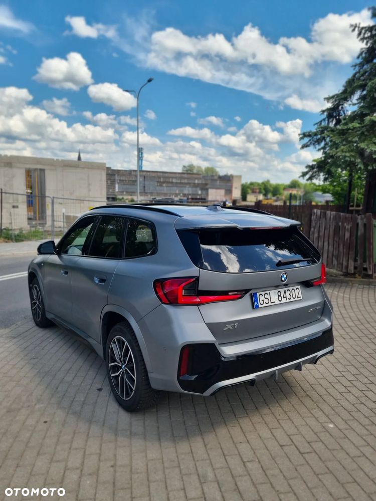 BMW X1 - 8