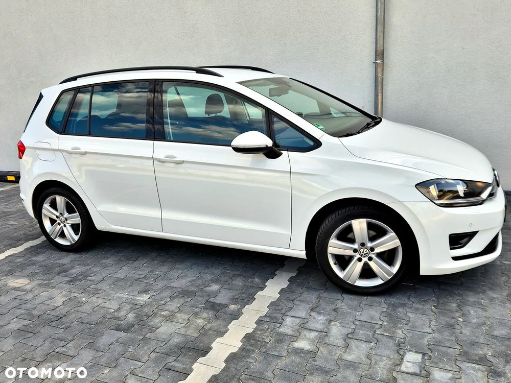 Volkswagen Golf 1.6 TDI BlueMotion Comfortline - 11