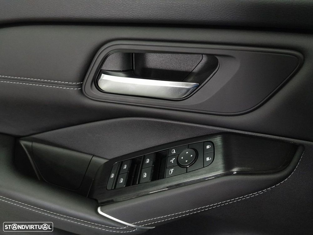 Nissan Qashqai 1.3 DIG-T N-Connecta LED - 20