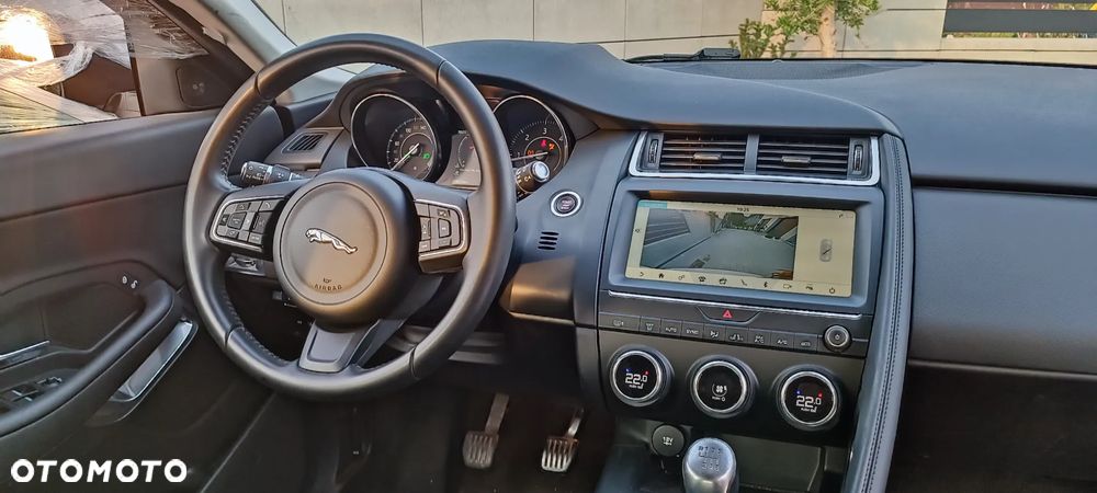 Jaguar E-Pace D150 S - 6
