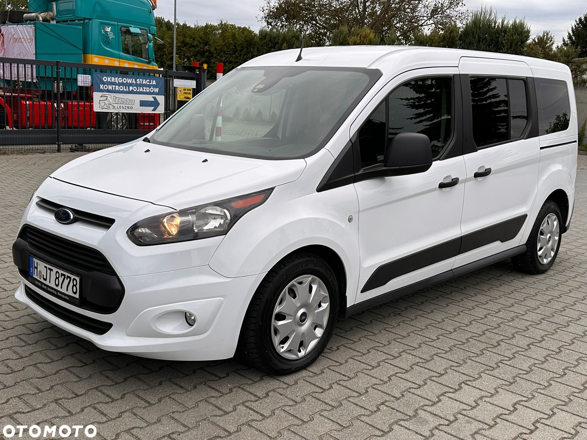 Ford Tourneo Connect Grand - 1