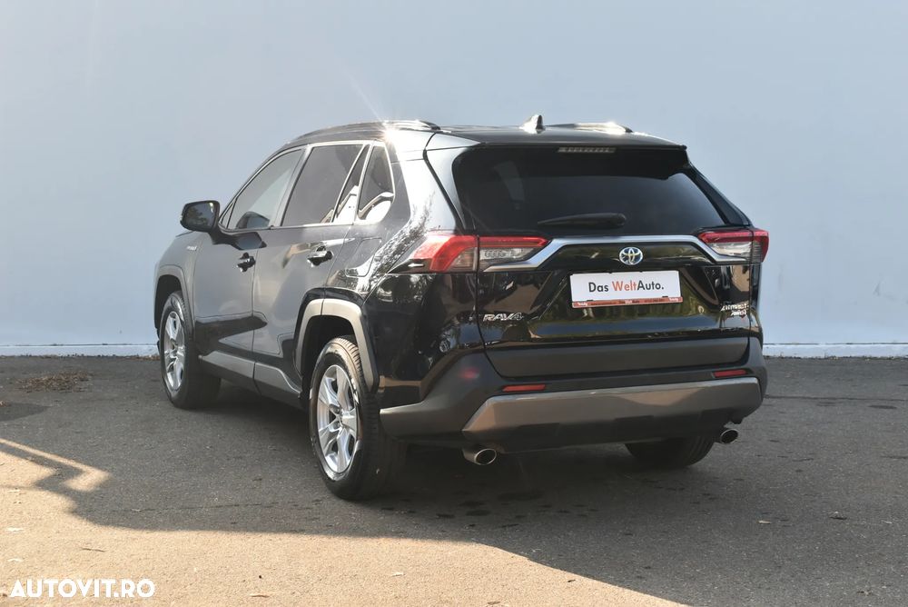 Toyota RAV4 - 3
