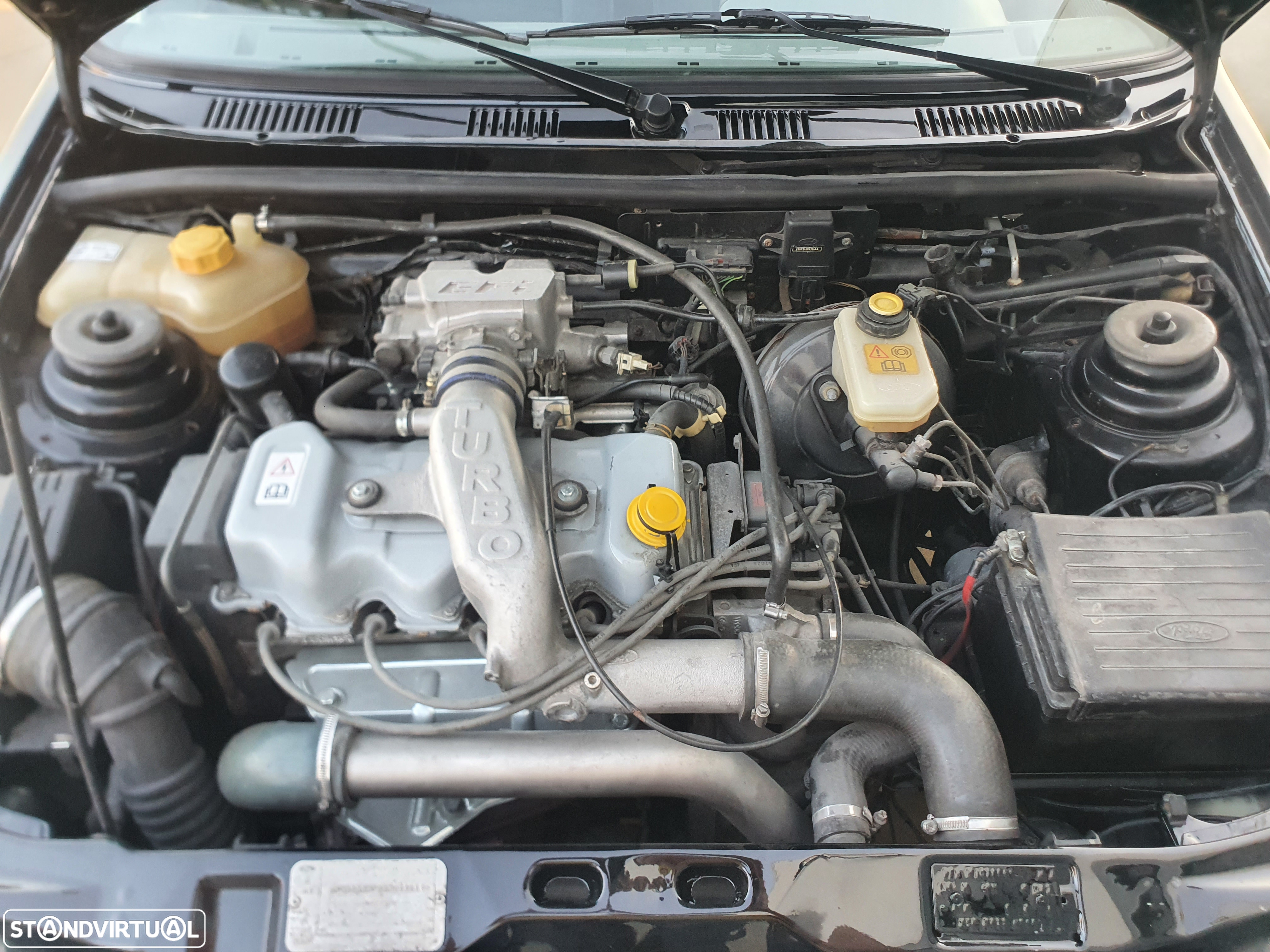 Ford Fiesta 1.6 Turbo - 38