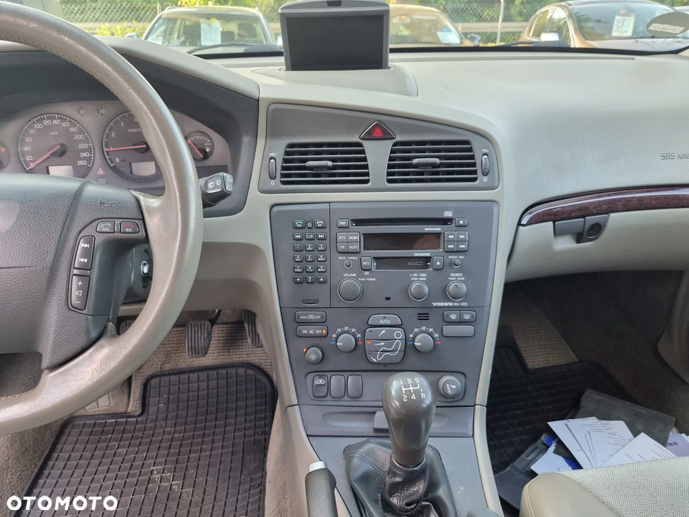 Volvo XC 70 - 15