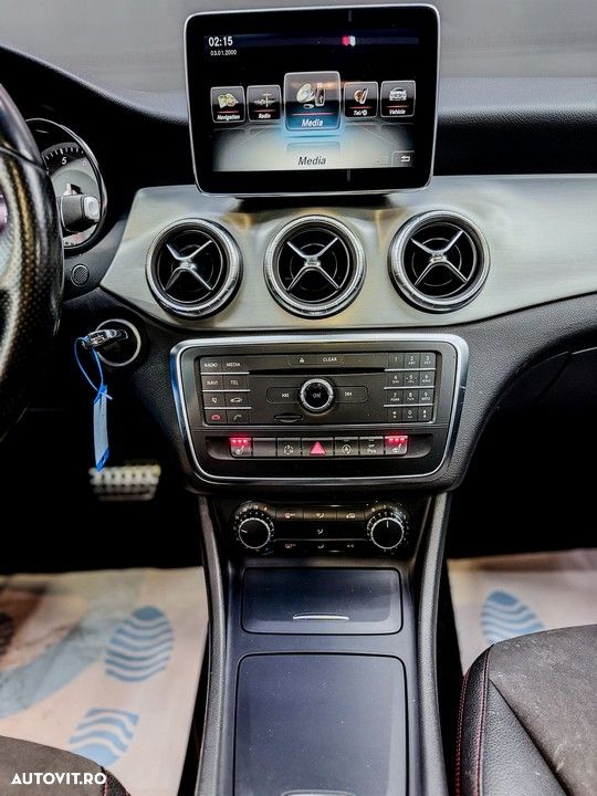 Mercedes-Benz CLA - 21