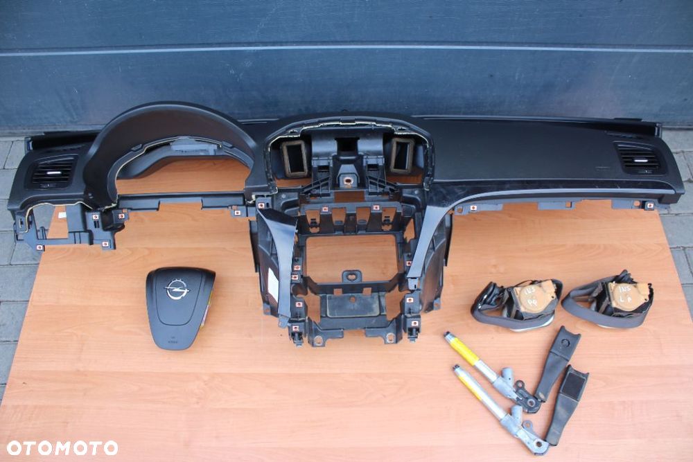 DESKA KONSOLA PODUSZKI NAPINACZA OPEL INSIGNIA A  EUROPA PRZEBIEG 80 TYS km ORYGINAL!!!! - 1