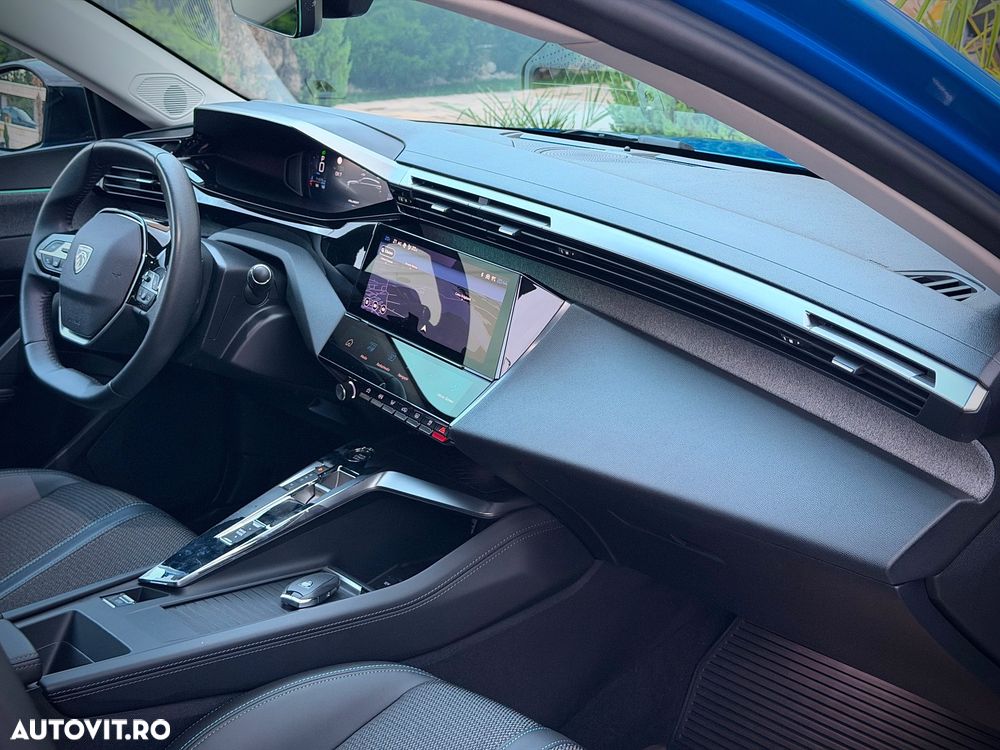 Peugeot 308 1.2 L PureTech Turbo S&S EAT8 Allure Pack - 24