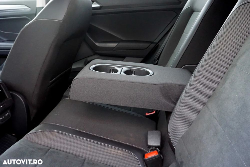 Volkswagen T-ROC 1.5 TSI ACT OPF DSG Style - 28